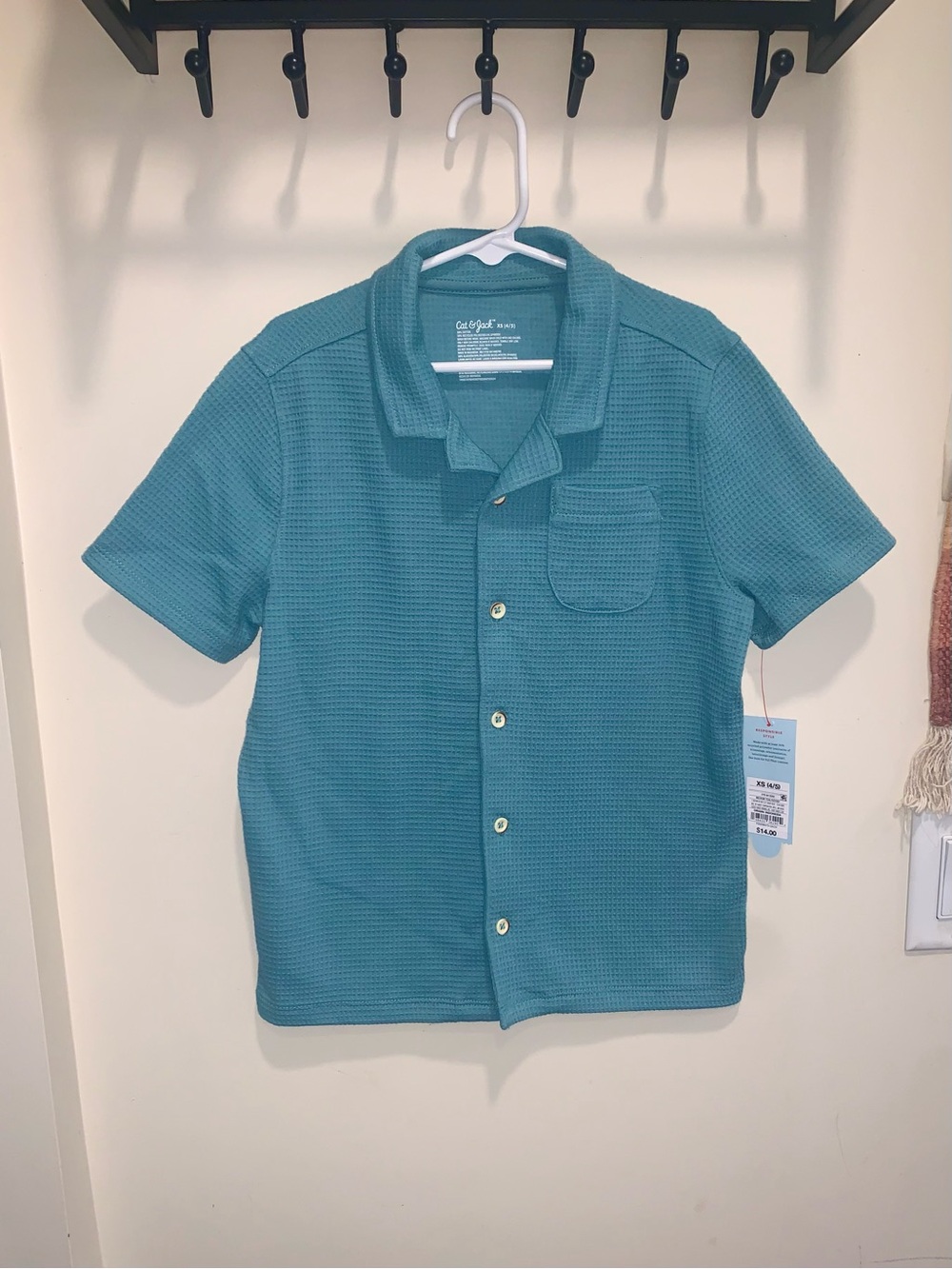 Cat & jack button down shirt 4/5